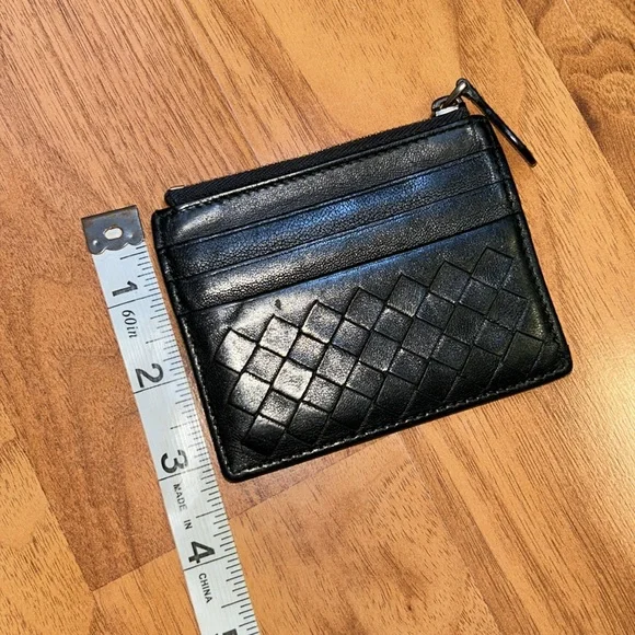 Authentic Bottega Veneta Black Intrecciato Leather Zip Card Holder